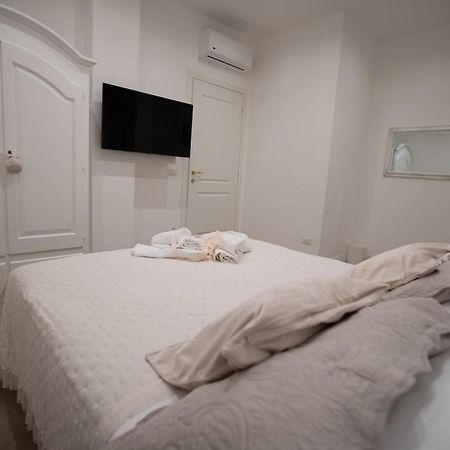 Suite Imperiale Colosseo Рим Екстериор снимка