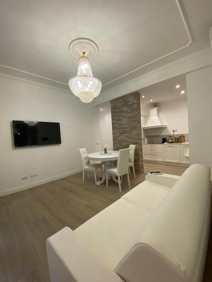 Suite Imperiale Colosseo Рим Екстериор снимка