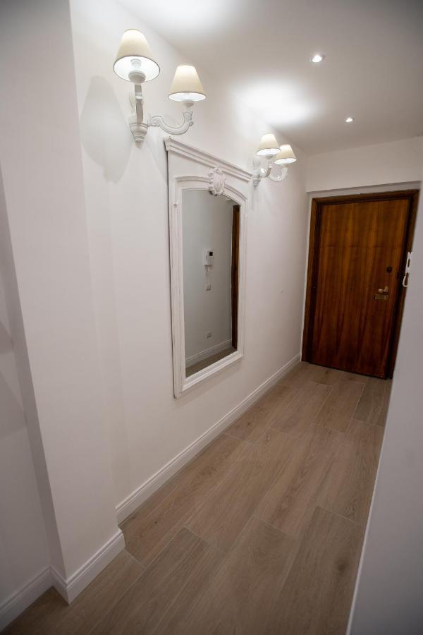 Suite Imperiale Colosseo Рим Екстериор снимка