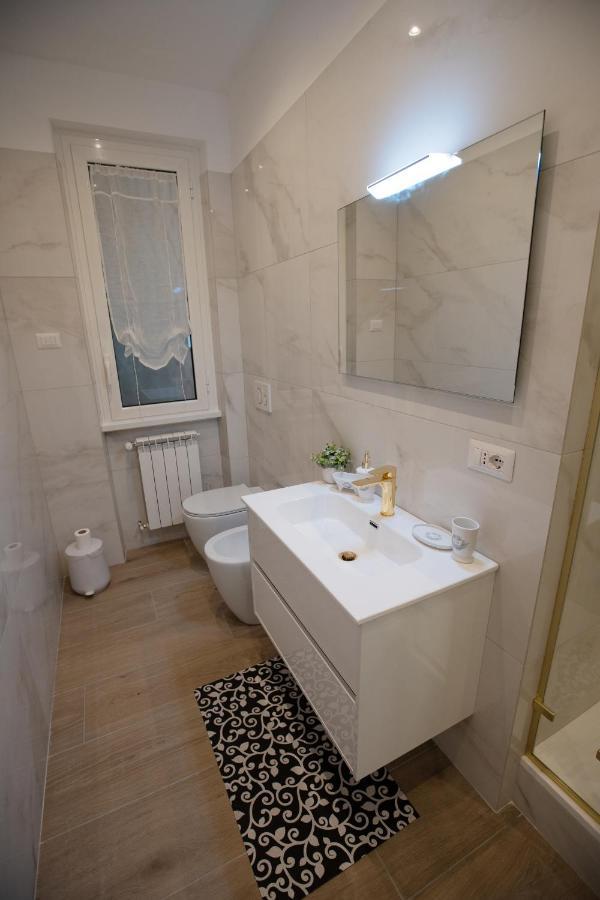 Suite Imperiale Colosseo Рим Екстериор снимка