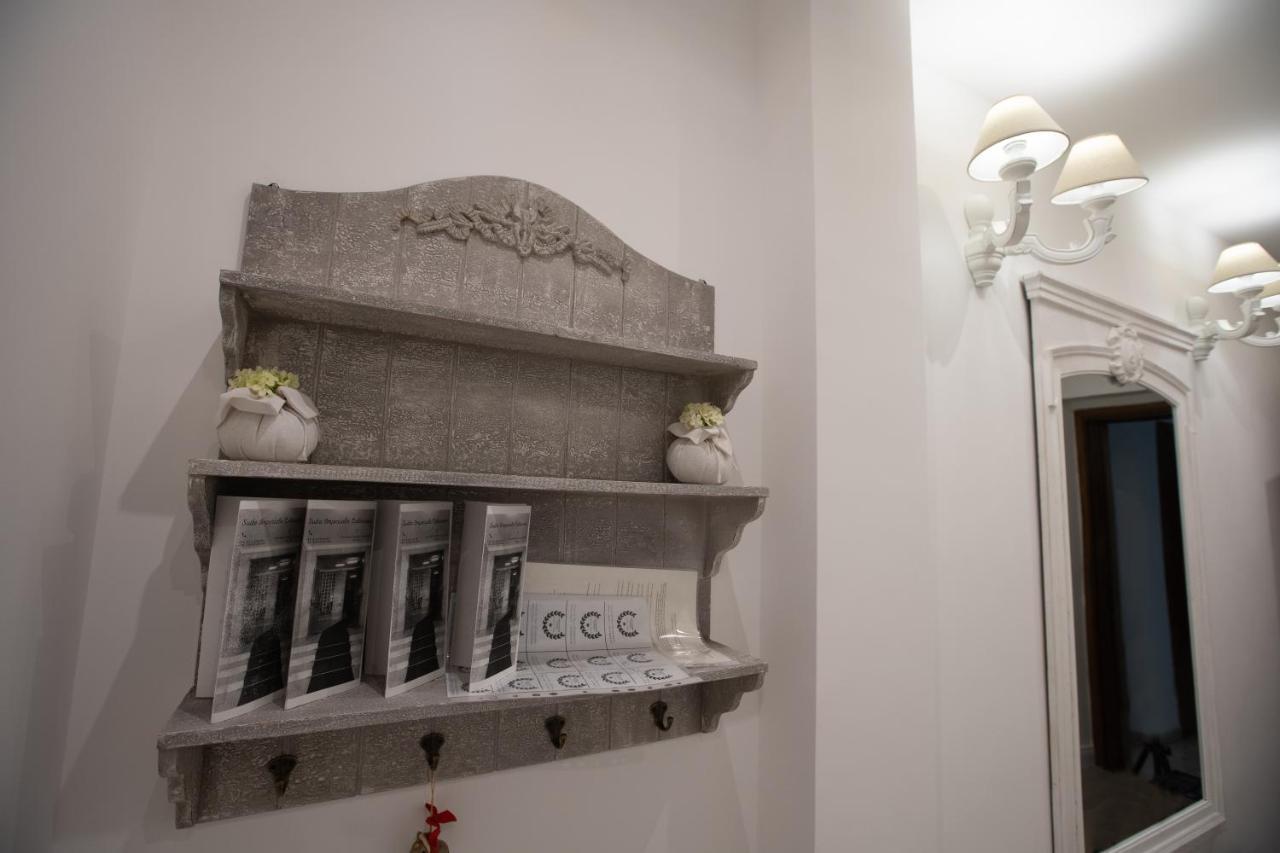 Suite Imperiale Colosseo Рим Екстериор снимка