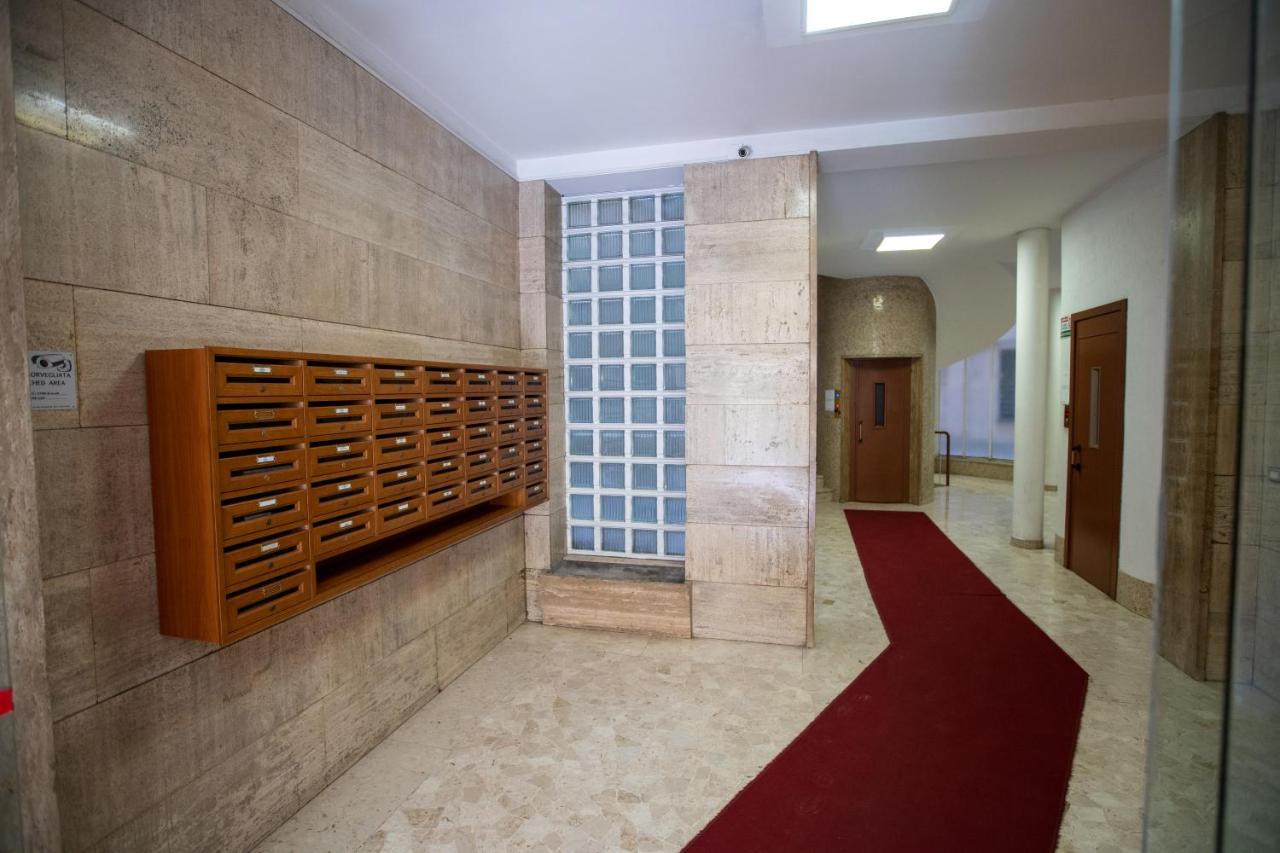 Suite Imperiale Colosseo Рим Екстериор снимка