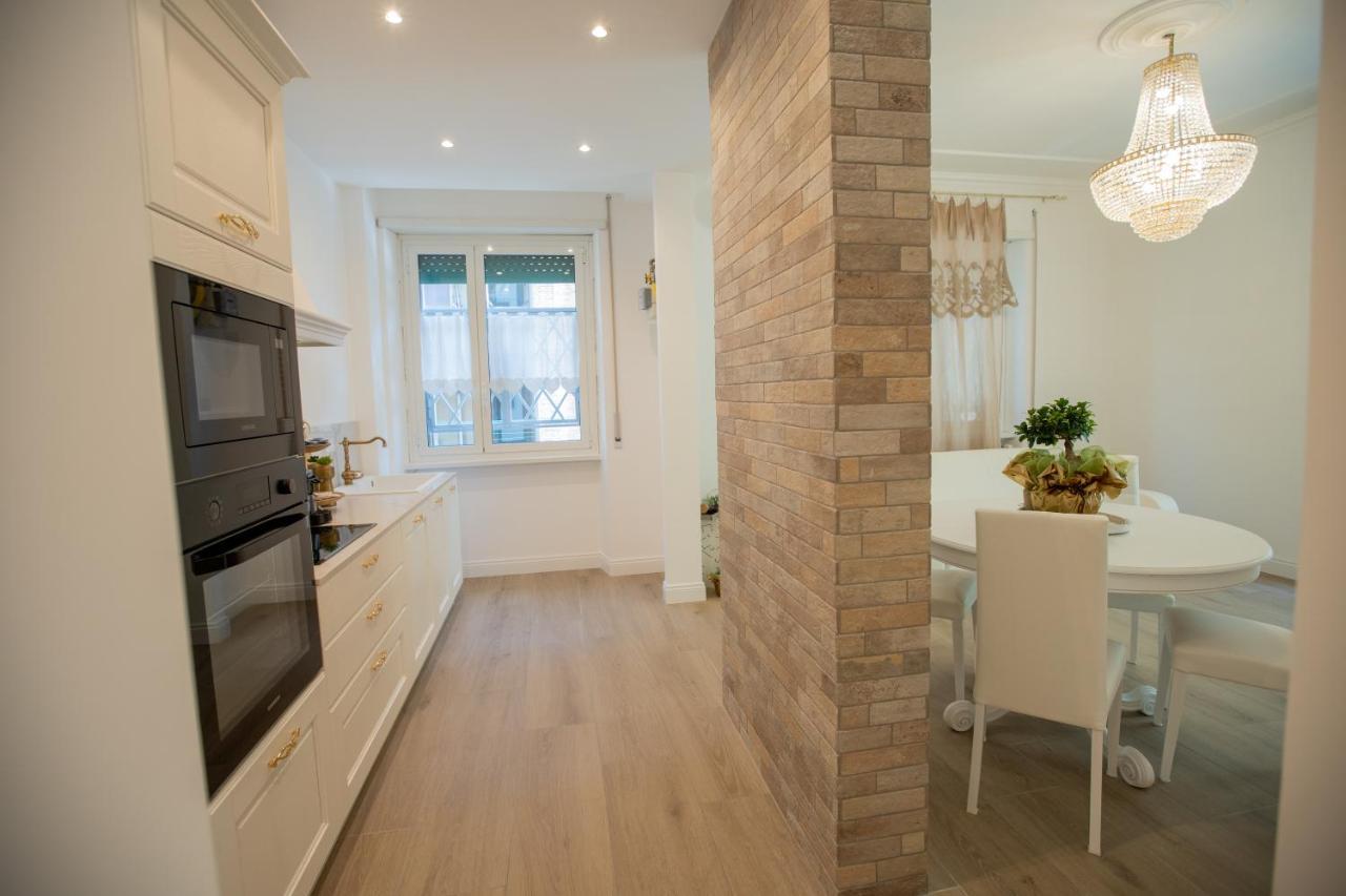 Suite Imperiale Colosseo Рим Екстериор снимка