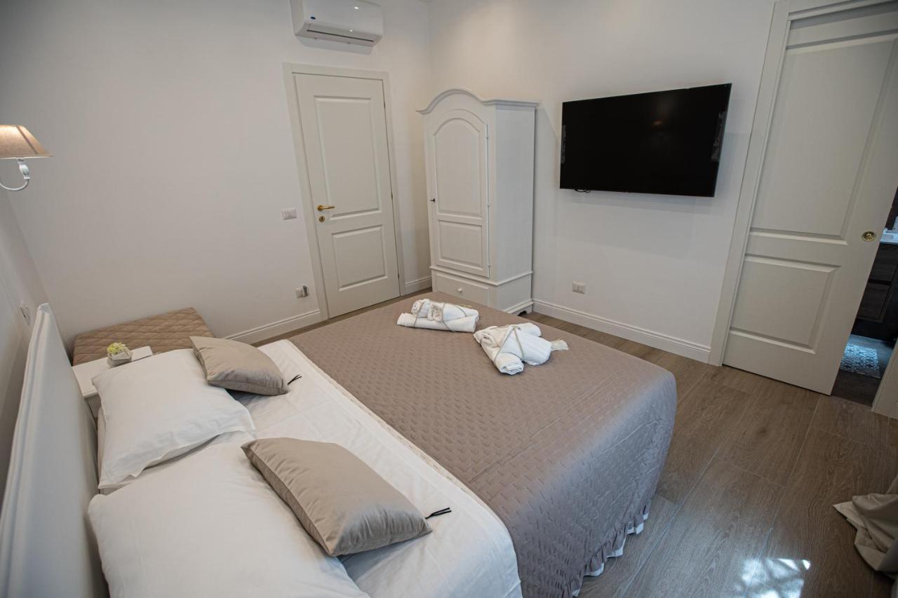 Suite Imperiale Colosseo Рим Екстериор снимка